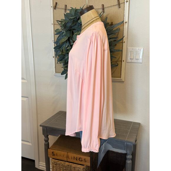 TORRID Light Pink Loose Fit L/S Top Shirt Blouse size 1X - Picture 3 of 8